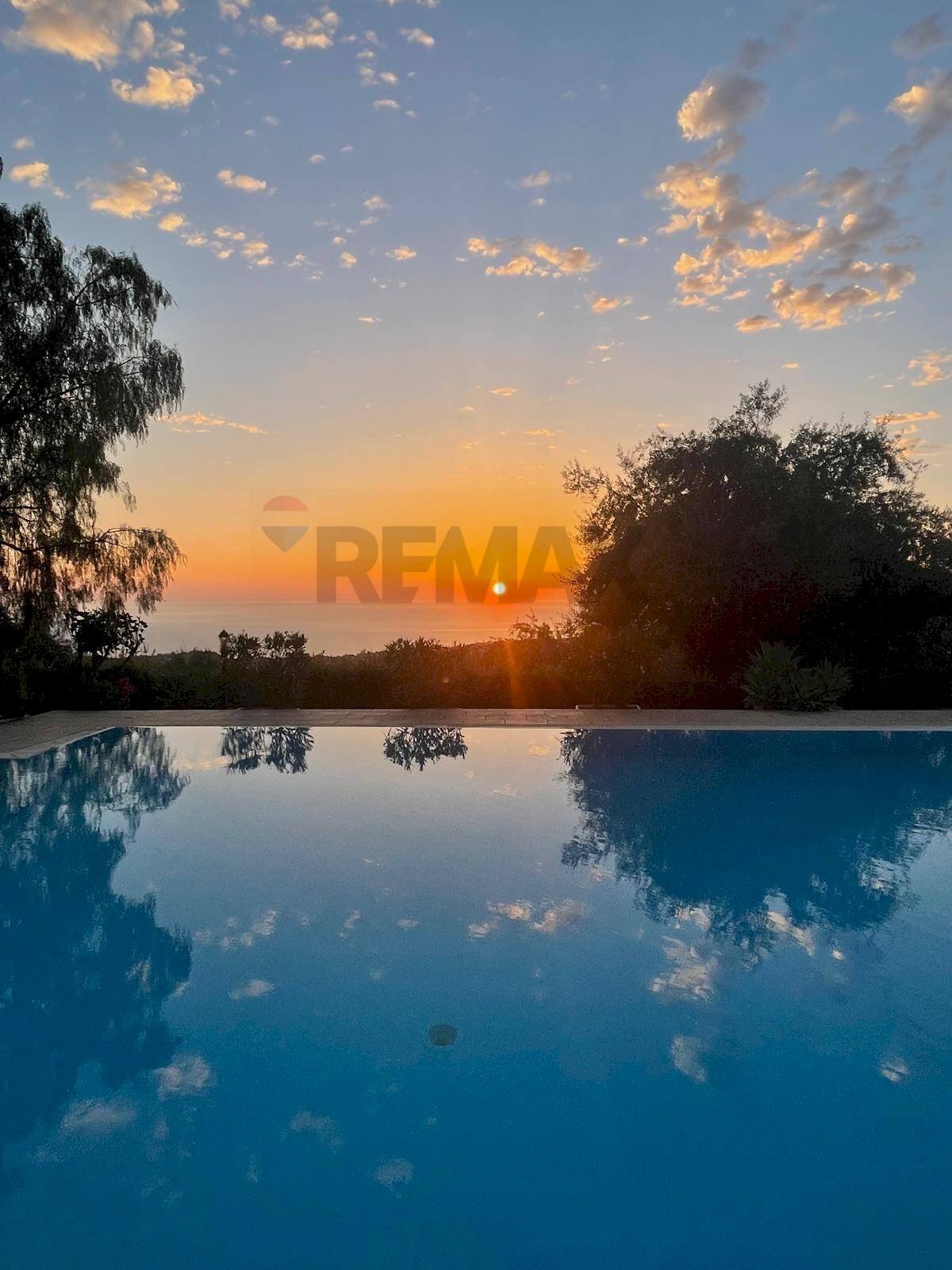 Piscina - Villa contrada carrera snc, Trabia - photo 2