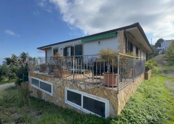 Casa all\'aperto - Villa contrada carrera snc, Trabia - foto 35