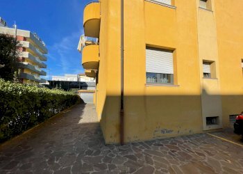 Foto 17 - Trilocale Viale Regina Elena
 
45, Rimini - foto 17