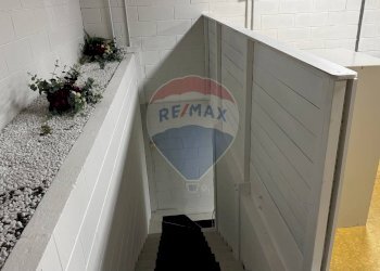 scale - Shop viale Sandro Pertini
 
5, Collecchio - photo 8