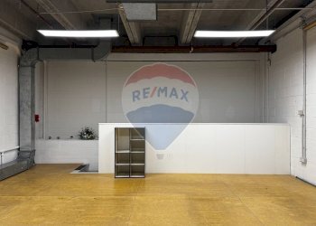 soppalco - Shop viale Sandro Pertini
 
5, Collecchio - photo 17