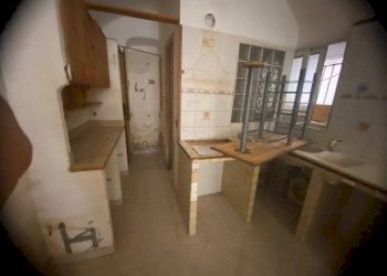 Foto 6 - Magazzino via piemonte
 
35, Ventimiglia - foto 6