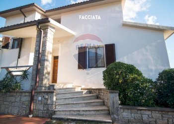 FACCIATA - Villa VIA SAN GIROLAMO
 
11, Roccastrada - foto 4