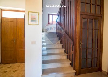 Scale - Villa VIA SAN GIROLAMO
 
11, Roccastrada - foto 6