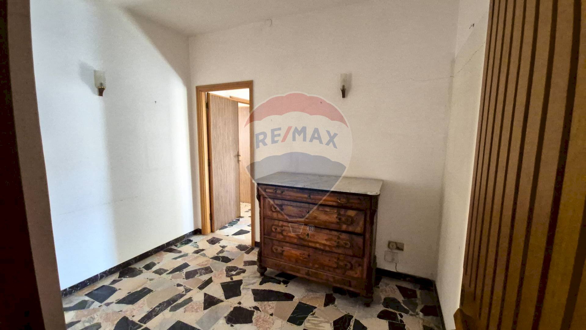 Hall / corridoio - Apartment Oristano - photo 3