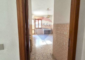 Hall / corridoio - Appartamento Oristano - foto 23