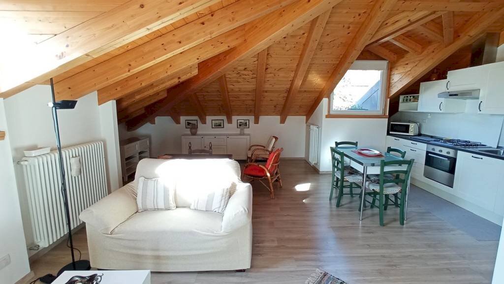 Salone - Attic via Carcano, 2, Lesa - photo 3