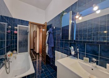 Bagno - Quadrilocale via Fabrizio del Carretto, 6, Genova (zona Sestri Ponente) - foto 29