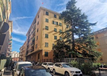 Facciata - Quadrilocale via Fabrizio del Carretto, 6, Genova (zona Sestri Ponente) - foto 10