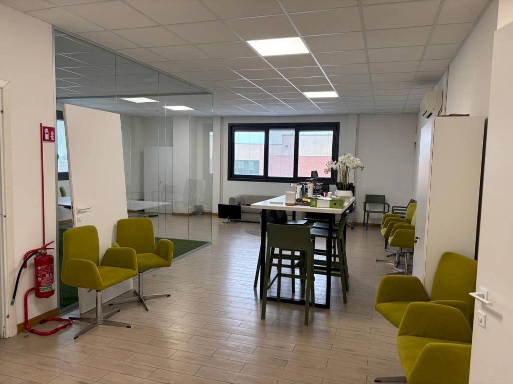Ufficio - Office viale Industria, 47, San Genesio ed Uniti - photo 2