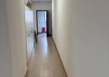 Corridoio - Office viale Industria, 47, San Genesio ed Uniti - photo 16