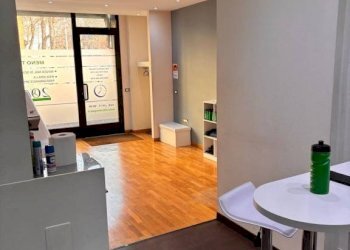 Interno non residenziale - Shop viale Ludovico il Moro, Pavia - photo 5