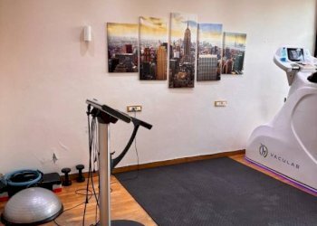 Interno non residenziale - Shop viale Ludovico il Moro, Pavia - photo 7