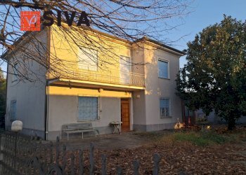 Foto 1 - Casa indipendente Via Vecchia Traversara
 
12, Bagnacavallo - foto 1