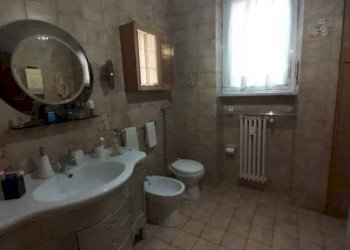 Bagno - Trilocale via Pio VII, 94, Torino (zona Lingotto) - foto 13