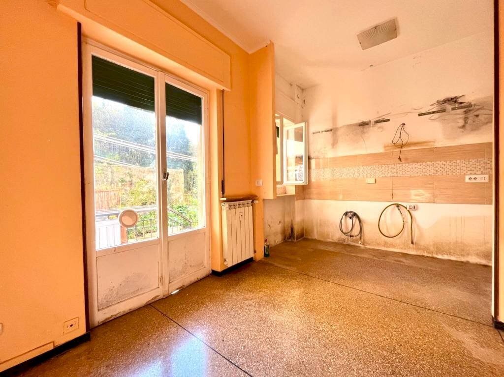 Cucina - Trilocale via Struppa, Genova (zona Struppa) - foto 2