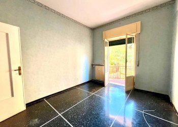 Camera da letto - Trilocale via Struppa, Genova (zona Struppa) - foto 12