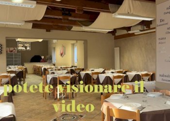 Interno non residenziale - Restaurant piazza San Magno, 1, Fossano - photo 1