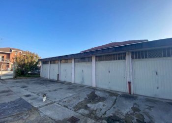 Box auto - Box via Enrico Fermi, 11, Carmagnola - foto 1