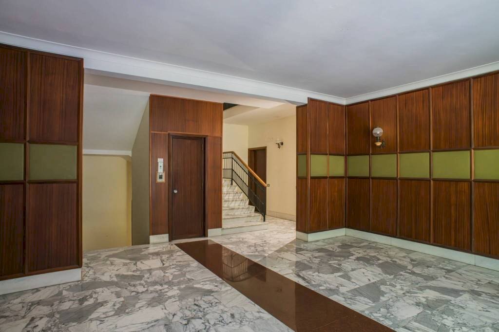 Interno palazzo - Appartamento via Casal Saraceno, Roma - foto 3
