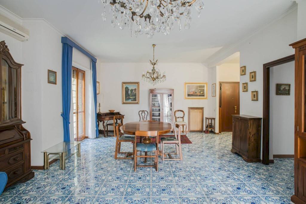 Salone - Apartment via Casal Saraceno, Roma - photo 3