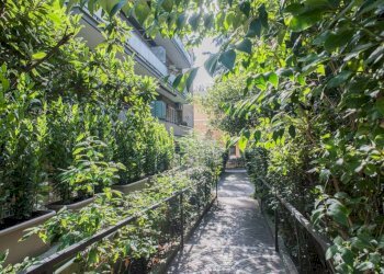 Giardino - Appartamento via Casal Saraceno, Roma - foto 37