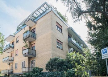 Facciata - Appartamento via Casal Saraceno, Roma - foto 35