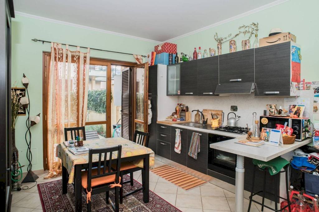 Soggiorno - Bilocale via Filippo Luzi, 20, Monte Compatri - foto 2