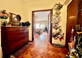 Disimpegno - Four-room apartment via Davide Campari, Roma (neighborhood Alessandrino) - photo 11