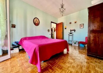 Camera da letto - Four-room apartment via Davide Campari, Roma (neighborhood Alessandrino) - photo 9