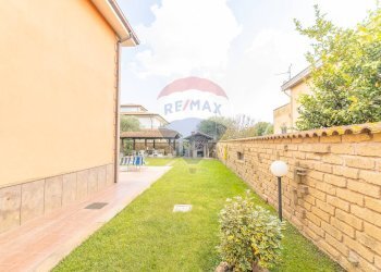 Giardino - Apartment Via Albegna
 
14, Aprilia - photo 7