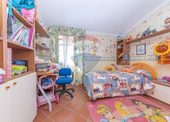 Camera / camera da letto - Apartment Via Albegna
 
14, Aprilia - photo 22