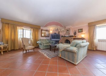 Soggiorno - Apartment Via Albegna
 
14, Aprilia - photo 30