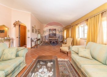 Sala da pranzo - Apartment Via Albegna
 
14, Aprilia - photo 33