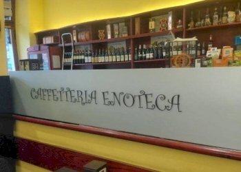 Interno non residenziale - Cafeteria - Cold Bar largo Re Umberto, 124, Torino (neighborhood Crocetta) - photo 2