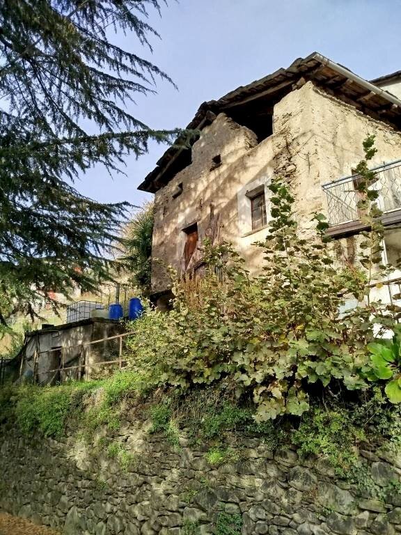 Facciata - Rustico via Roma, Castione Andevenno - foto 1