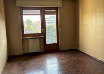 Cucina - Quadrilocale via Michele Coppino, 17, Cuneo (zona Centro) - foto 5