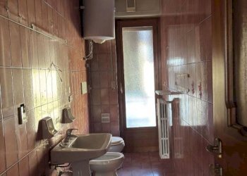 Bagno - Quadrilocale via Michele Coppino, 17, Cuneo (zona Centro) - foto 21