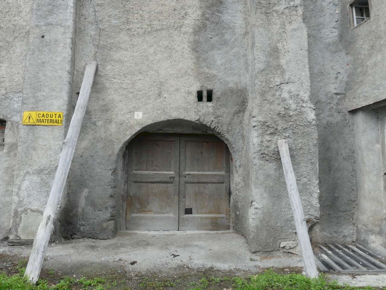 facciata - Casa indipendente piazza Europa, Cesana Torinese - foto 3