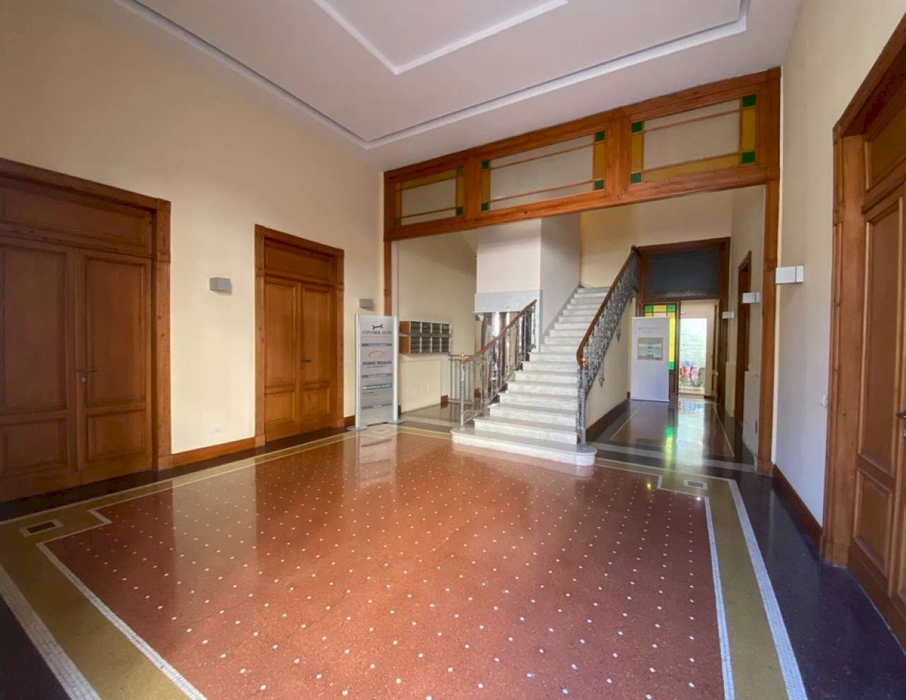 Ingresso - Ufficio piazza Nostra Signora dell'Orto, Chiavari - foto 1