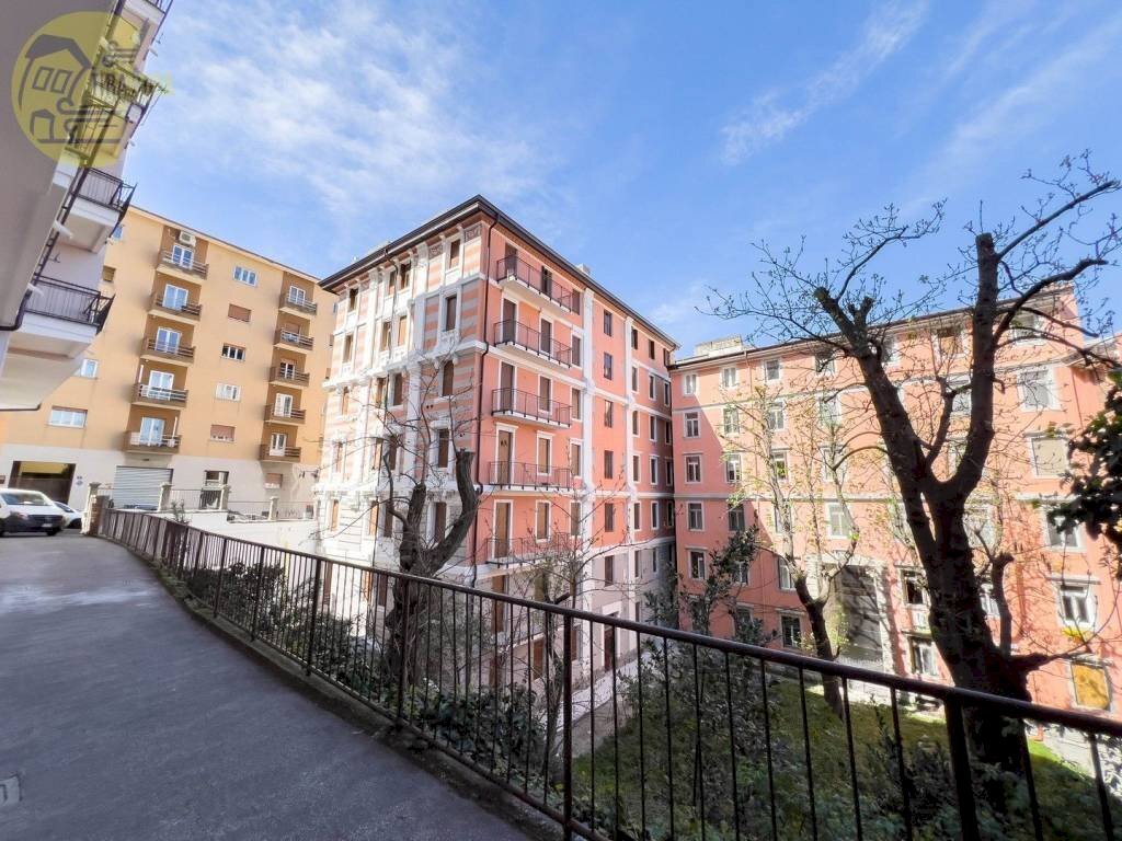 Zona - Three-room apartment via San Vito, 4, Trieste - photo 2