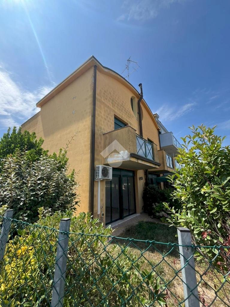 Four-room apartment Via Petrosa, Ravenna (neighborhood Campiano) - photo 1