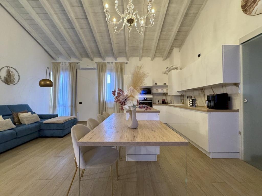 Three-room apartment Via S. Allende, Masate - photo 3