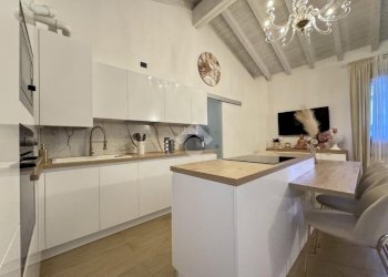 Three-room apartment Via S. Allende, Masate - photo 9