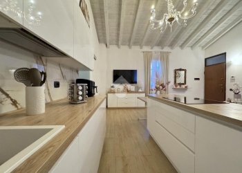 Three-room apartment Via S. Allende, Masate - photo 11