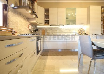 CUCINA - Appartamento Viale Pietro Ceccato 50, Montecchio Maggiore - foto 4