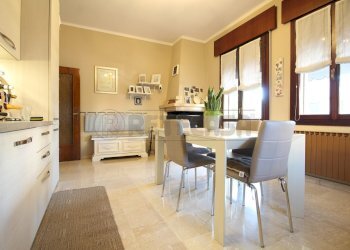 CUCINA - Appartamento Viale Pietro Ceccato 50, Montecchio Maggiore - foto 5