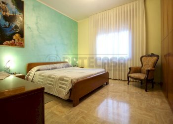 CAMERA MATRIMONIALE - Appartamento Viale Pietro Ceccato 50, Montecchio Maggiore - foto 10