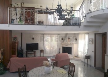 12.jpg - Villa Viale Cimabue 33, Castel Volturno - foto 12