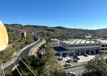 bab7374c-0ea8-4689-872d-48d75727c290.jpg - Quadrilocale Viale Lucrezia della Valle, Catanzaro - foto 5